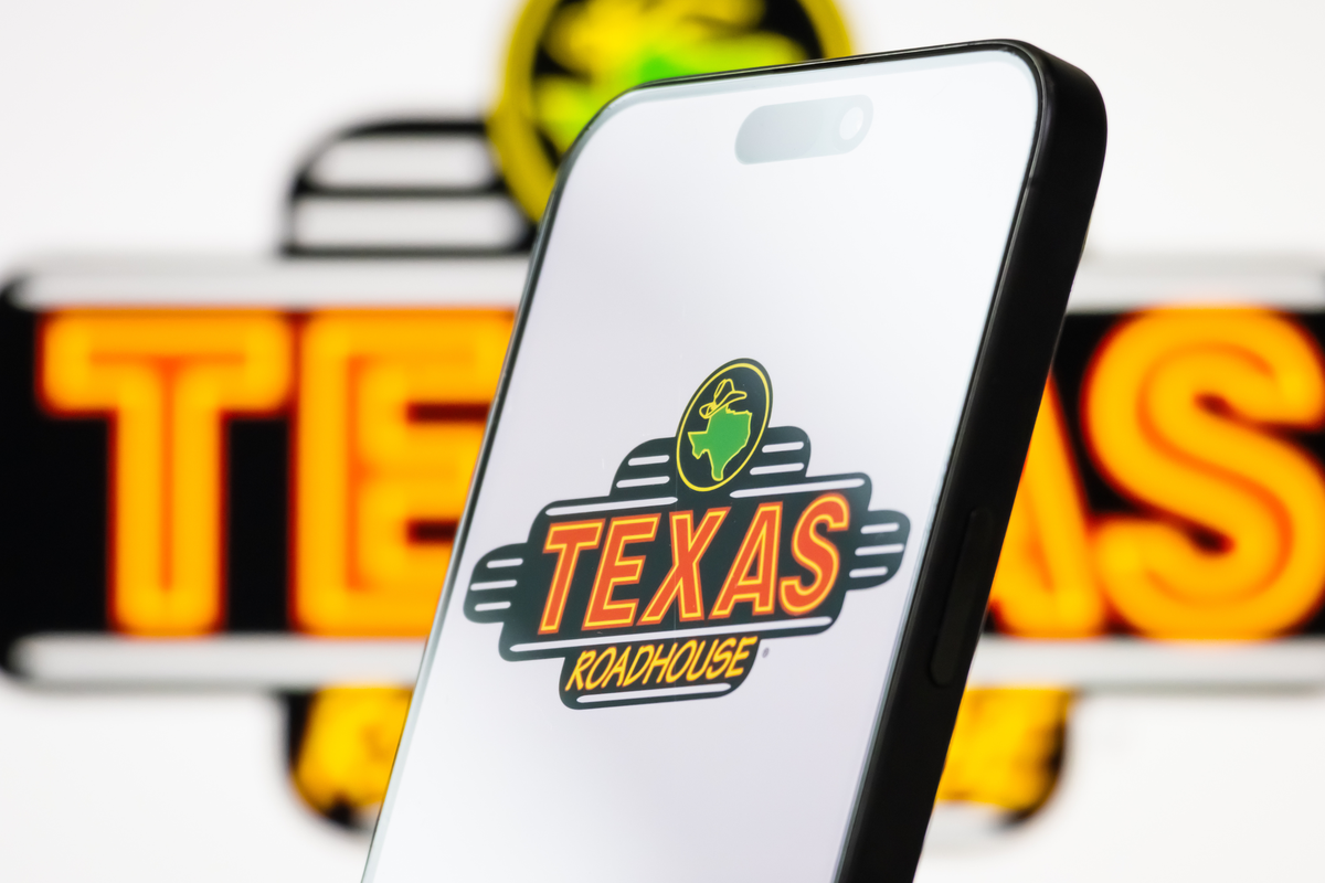  In this photo illustration, the logo of Texas Roadhouse Inc. is displayed on a smartphone screen, with the company’s branding visible in the background, on May 06, 2025, in Chongqing, China. 