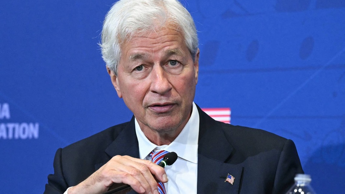 Wells Fargo says JPMorgan could hit $2 trillion market cap