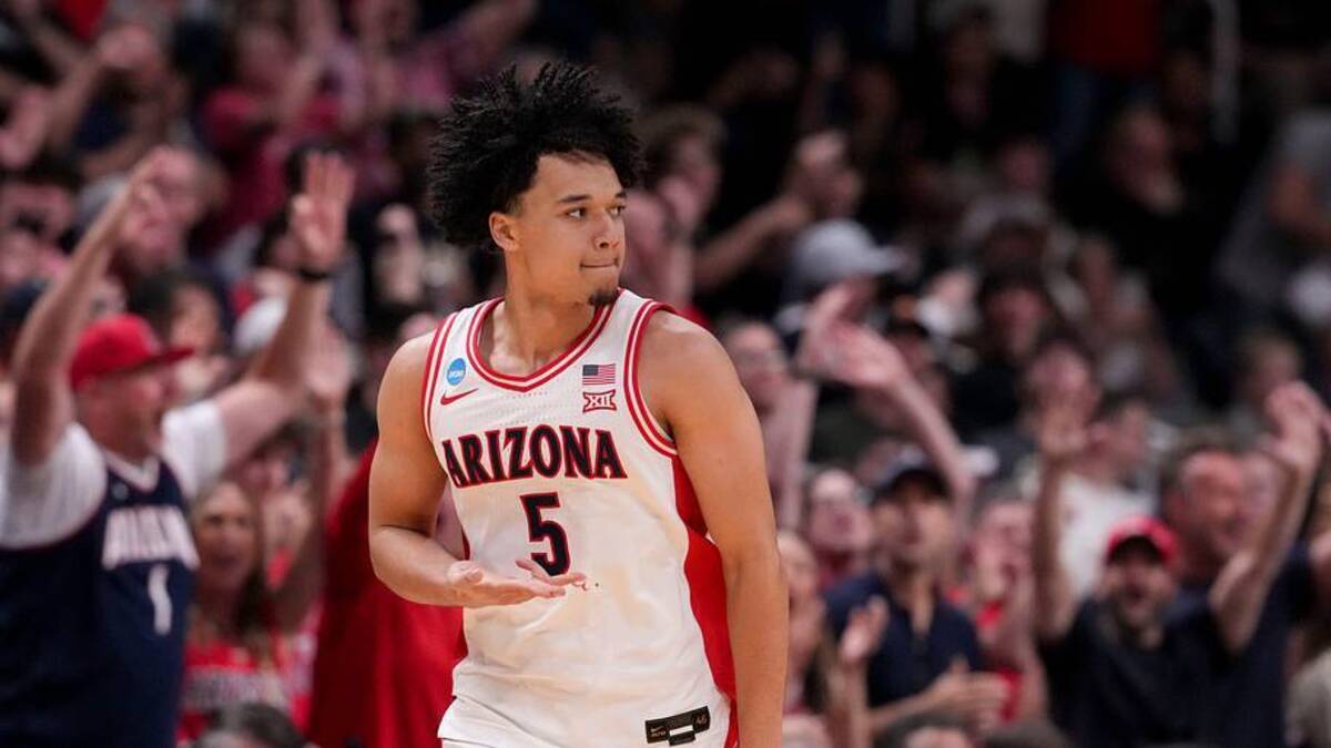  Arizona Wildcats guard Brayden Burries (5) reacts after scoring a three-point field goal against the Purdue Boilermakers during a NCAA Tournament game Saturday, March 28, 2026 at SAP Center in San Jose, Calif. Purdue fell to Arizona 79-64. | Christine Tannous/IndyStar / USA TODAY NETWORK via Imagn Images 