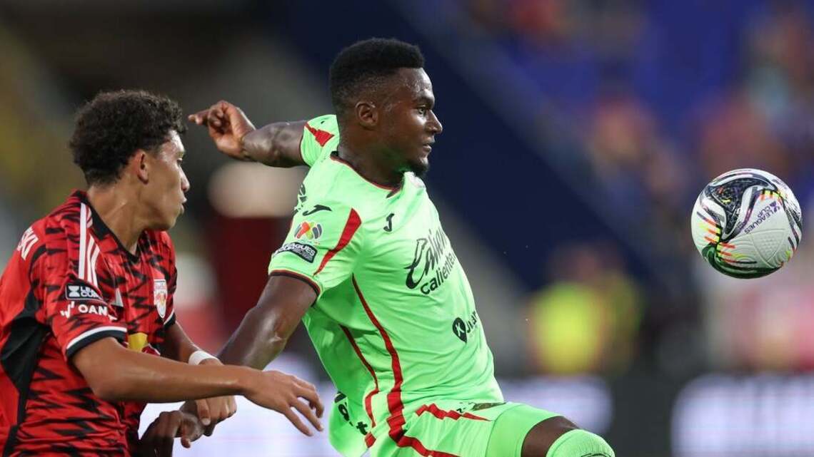 Sporting KC acquire D Moises Mosquera from FC Juarez 