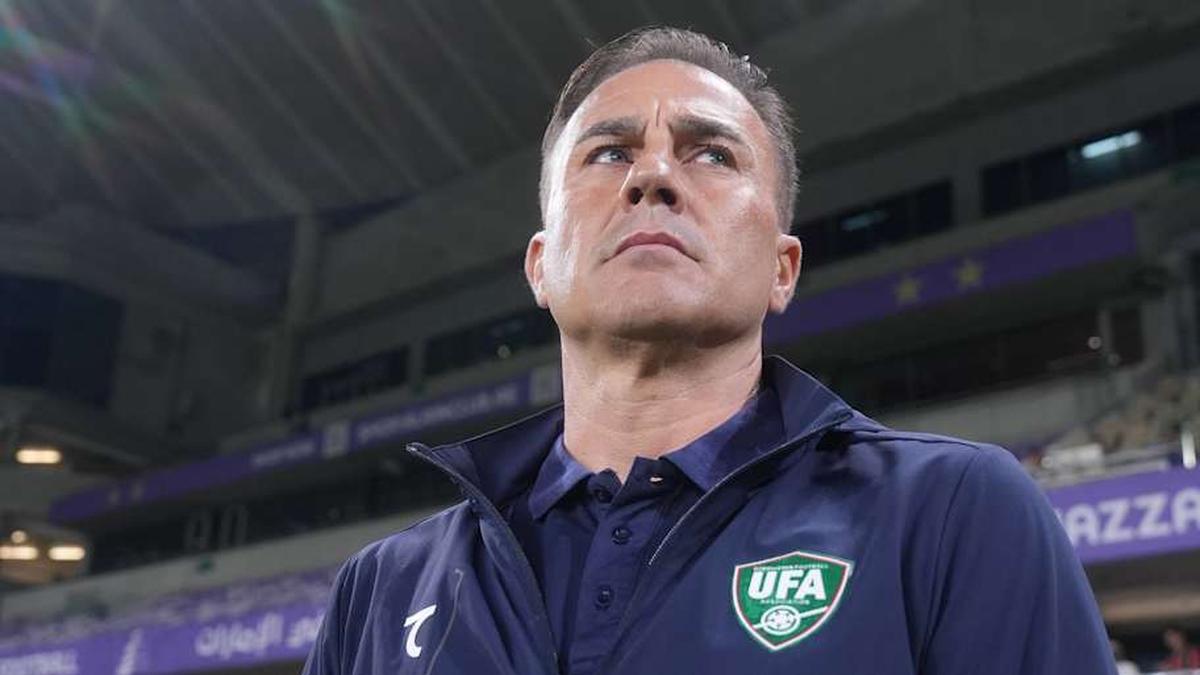  Fabio Cannavaro leads the charge as Uzbekistan's manager. | IMAGO/Sebastian Frej 