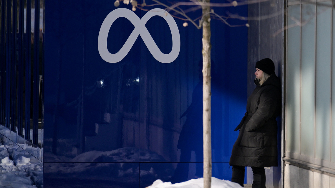 Teen plaintiff suing Meta over mental health harms drops his claims against company days before trial 