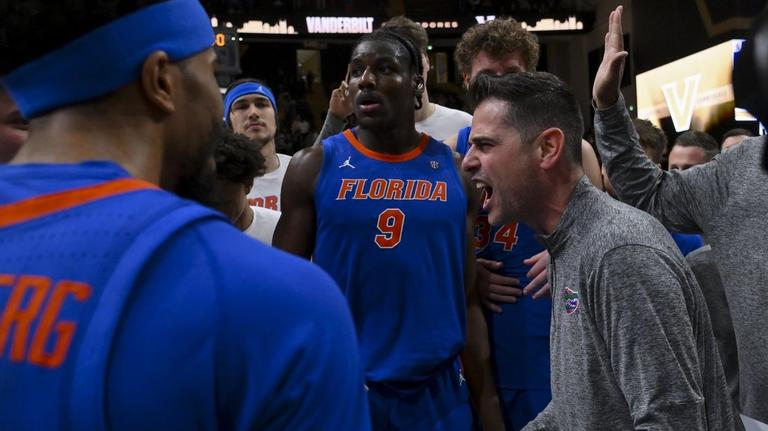 Despite slow start, Florida Gators atop SEC standings