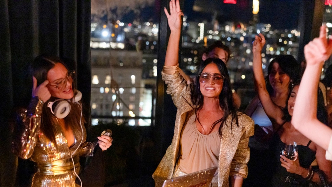 Lisa Barlow and Meredith Marks' Diss Track Stirs Up Drama in 'RHOSLC' Teaser