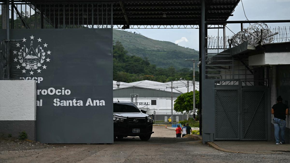 A vehicle leaves the Santa Ana Penitentiary Agricultural Industrial Complex in Santa Ana, El Salvador, on Friday, June 6, 2025. (Marvin Recinos/AFP/Getty Images/TNS)