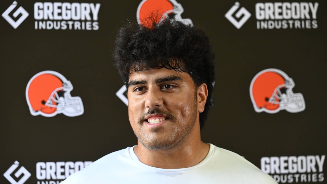 Browns Rookie Spencer Fano Impresses in NFL Debut Despite Browns' Offensive Struggles 