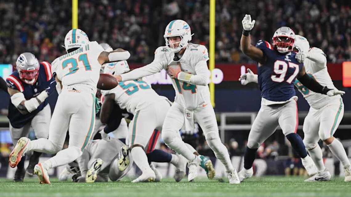 Cote: Dolphins with no answers at QB as Miami, Ewers crushed by Pats | Opinion