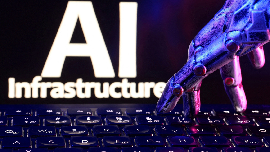 Analysts react to Coreweave debt woes, AI selloff