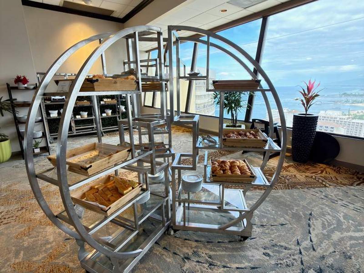  Bread shopping at Sheraton Waikiki. Photo credit: Kim Orlando 