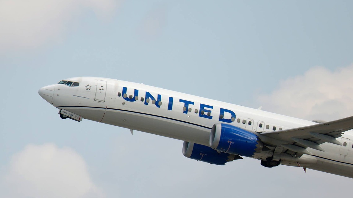 United Airlines Is Trying to Lure Away Delta, American Customers With New Offer 