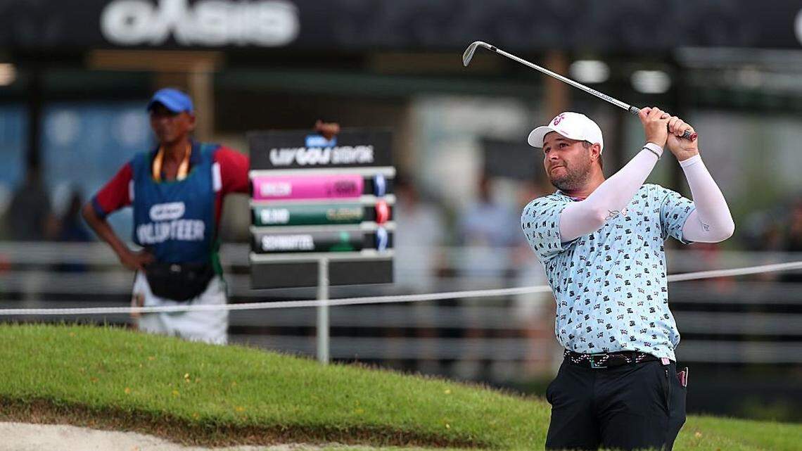 Peter Uihlein, Graeme McDowell qualify for U.S. Open; 7 advance in England