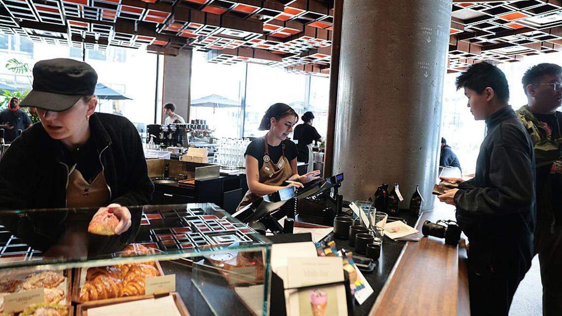 Wholesale prices slowed to 0.5%; energy index jumped 8.5%