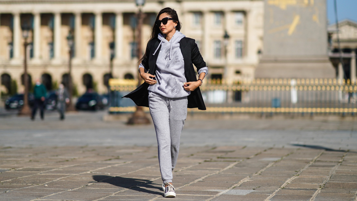 13 Cozy-Chic Fall Pieces That Are Beyond Flattering on Women Over 40 