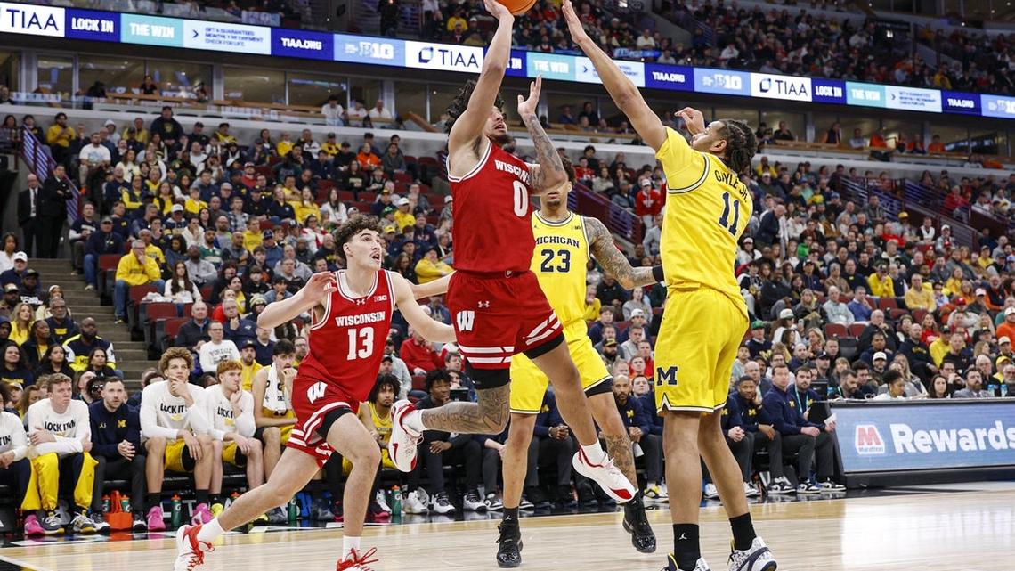No. 3 Michigan edges No. 23 Wisconsin to reach Big Ten title game  