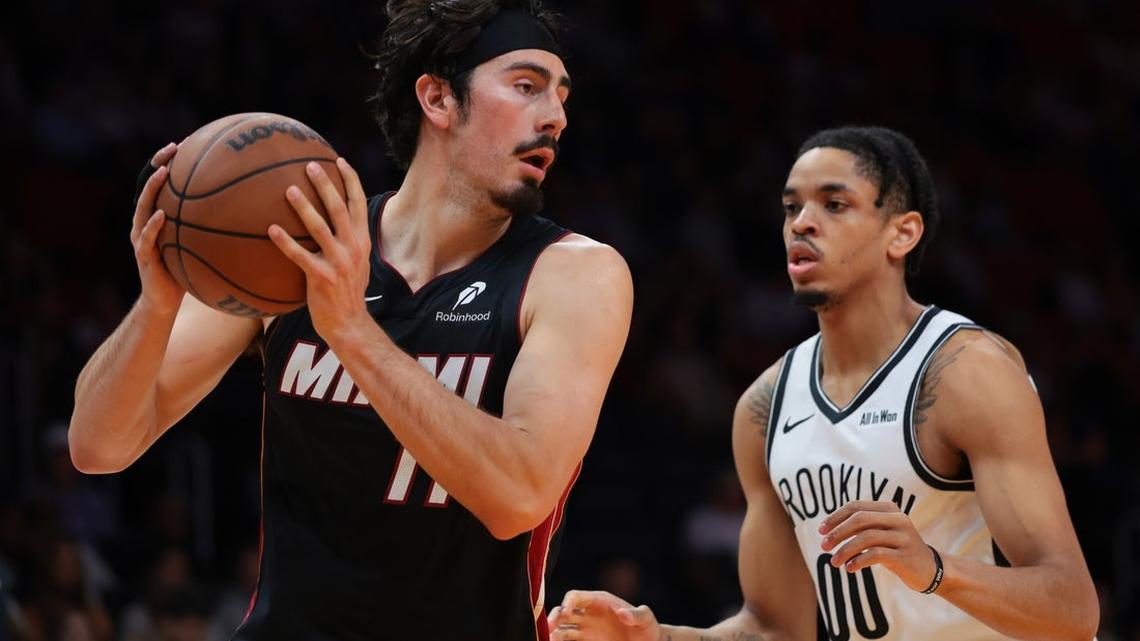 Heat's dominating effort sends Nets to ninth straight loss 