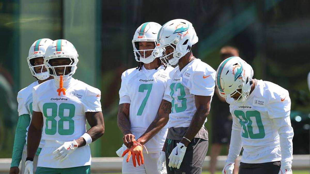  May 8, 2026; Miami Gardens, FL, USA; Miami Dolphins wide receiver Caleb Douglas (7), wide receiver AJ Henning (88), wide receiver Donaven McCulley (43) and wide receiver Thomas Castellanos (80) work during rookie minicamp at Baptist Health Training Complex. Mandatory Credit: Sam Navarro-Imagn Images | Sam Navarro-Imagn Images 