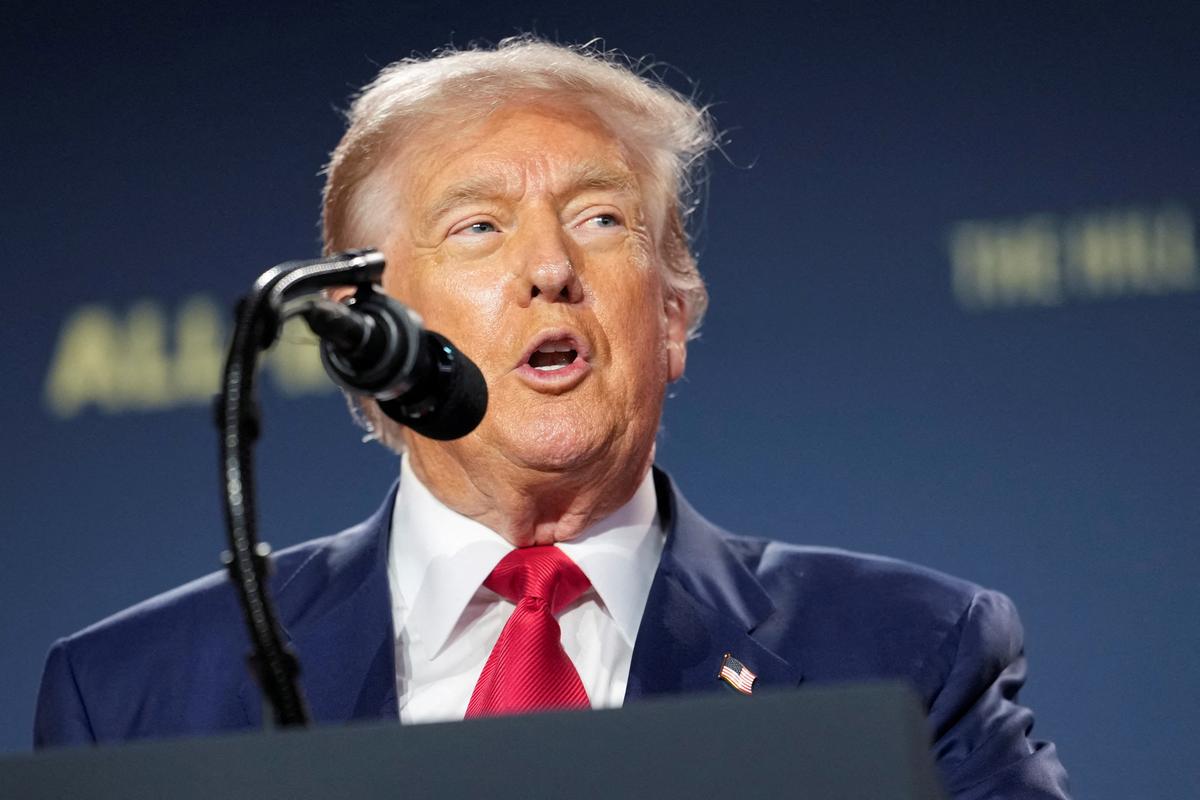 FILE PHOTO: U.S. President Donald Trump delivers remarks on artificial intelligence at the "Winning the AI Race" Summit in Washington D.C., U.S., July 23, 2025. REUTERS/Kent Nishimura/File Photo