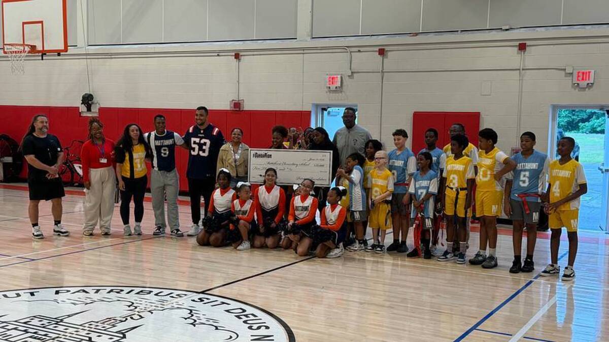  The Patriots Foundation donated a $5,000 grant to the Mattahunt School as part of the NFL Play60 Initiative | Ethan Hurwitz / Patriots On SI 