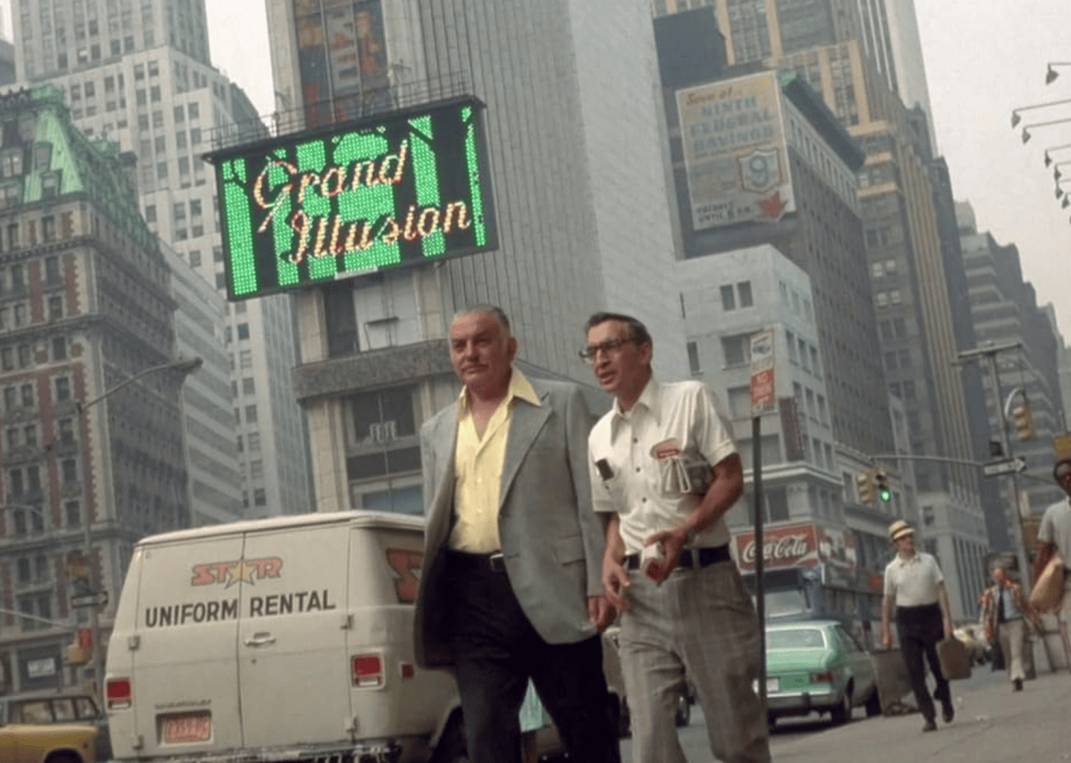  American Zoetrope 