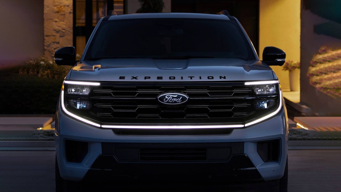 Ford's Biggest Trucks And SUVs Recalled Over Headlights That Can Fail 