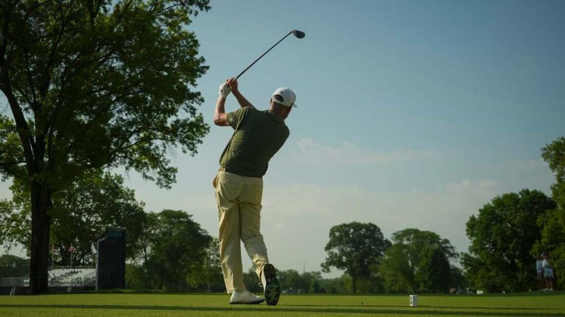 Michael Block continues hot play, grabs lead at Ally Challenge 