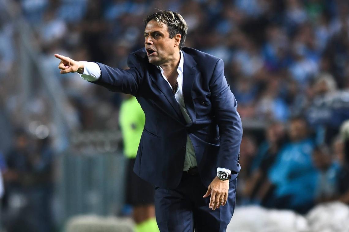  Guillermo Hoyos head coach of Talleres reacts during a match between Racing Club and Talleres as part of Copa de la Liga 2022 at Presidente Peron Stadium on March 5, 2022 in Avellaneda, Argentina. (Photo by Rodrigo Valle/Getty Images) Photo by Rodrigo Valle/Getty Images