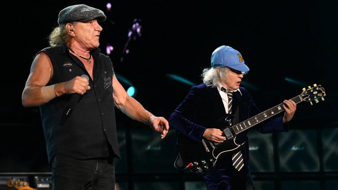 '70s Rock Legends Mark Massive Notre Dame Return for First Time Since 1983-This Time at the Stadium 