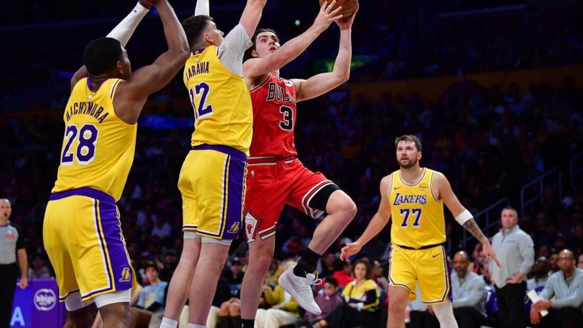 NBA salary cap rises 6.5% as free-agent negotiations begin 