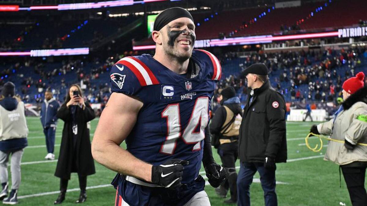  Jan 11, 2026; Foxborough, MA, USA;New England Patriots linebacker Robert Spillane (14) jogs off the field after defeating the Los Angeles Chargers in an AFC Wild Card Round game at Gillette Stadium. Mandatory Credit: Eric Canha-Imagn Images | Eric Canha-Imagn Images 