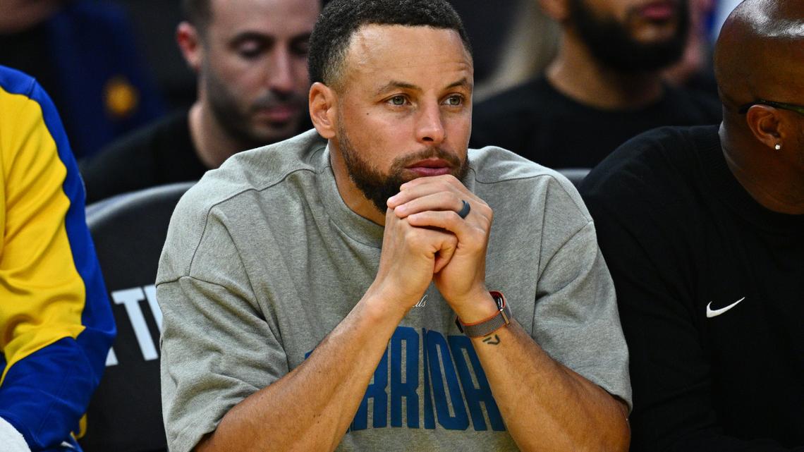 Steph Curry-less Warriors lose home finale to LeBron James-led Lakers 