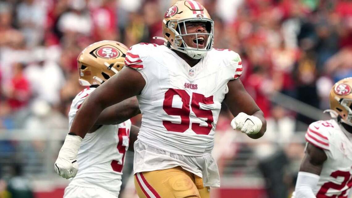 49ers lose Alfred Collins for season due to torn patellar tendon 