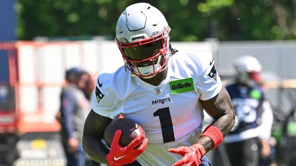  Jun 9, 2026; Foxborough, MA, USA; New England Patriots wide receiver A.J. Brown (1) runs after the catch at minicamp at Gillette Stadium. Mandatory Credit: Eric Canha-Imagn Images | Eric Canha-Imagn Images 