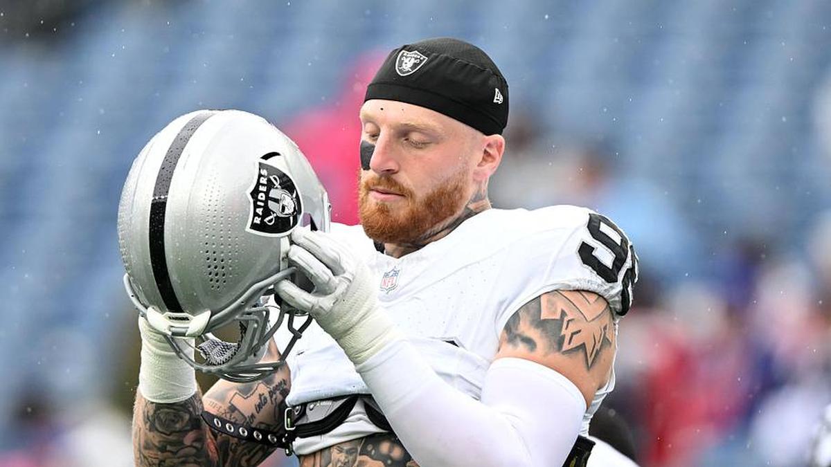  Sep 7, 2025; Foxborough, Massachusetts, USA; Las Vegas Raiders defensive end Maxx Crosby (98) practices before the game against the New England Patriots at Gillette Stadium. Mandatory Credit: Brian Fluharty-Imagn Images | Brian Fluharty-Imagn Images 