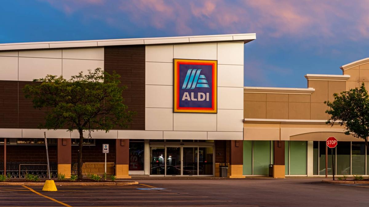 Lombard, IL, United States - June 18, 2024: Aldi gorecory store at dusk..