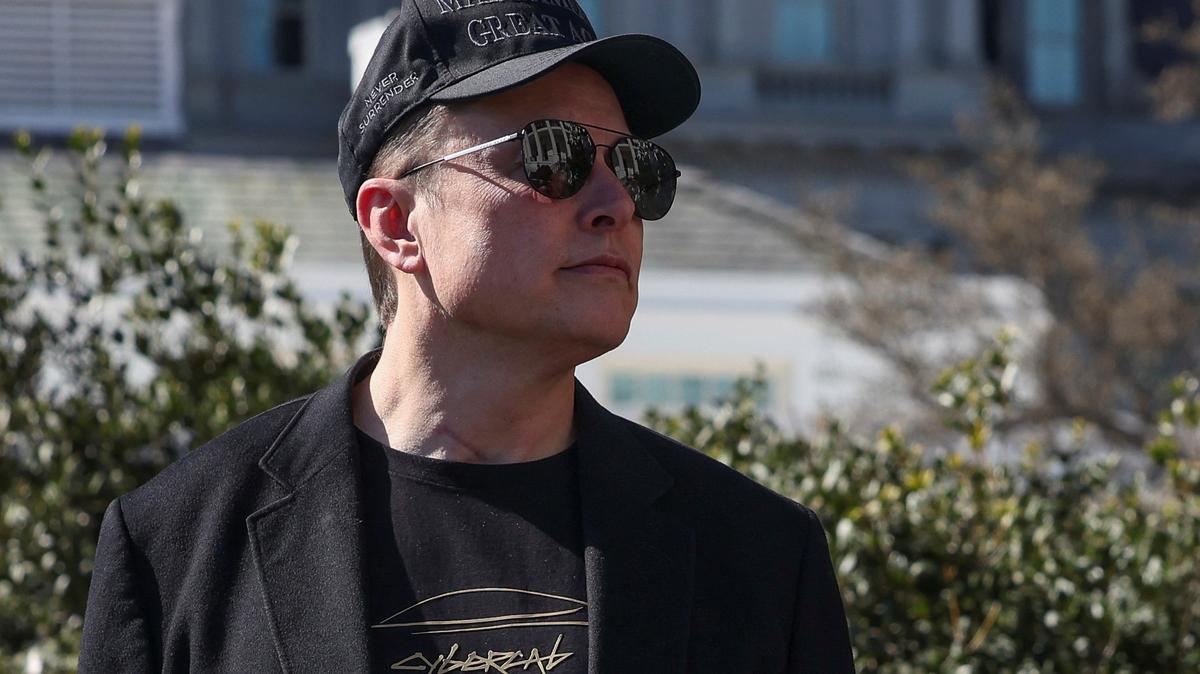 A settlement requires a trust in Elon Musk’s name to pay a $1.5 million civil penalty to resolve Securities and Exchange Commission claims that the world’s richest person took 11 days too long in March and April 2022 to disclose his purchase of Twitter shares, letting him buy at low prices before investors caught on.