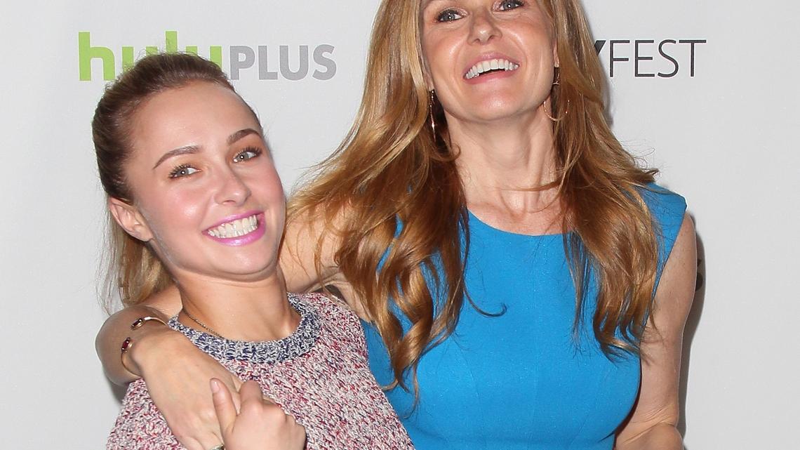 Hayden Panettiere Was 'Uncomfortable' With Connie Britton 'Nashville' Dynamic 