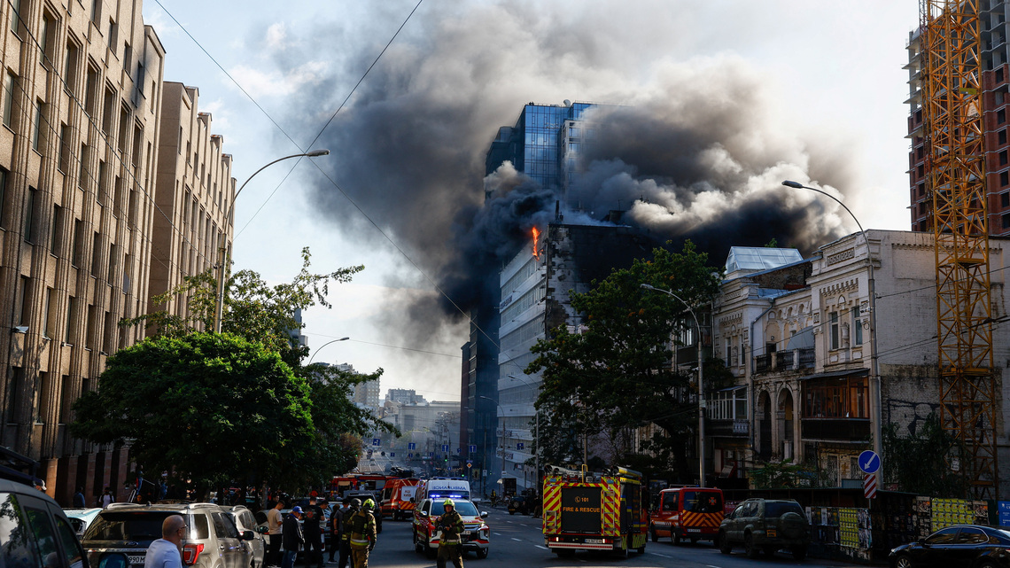 Explosions heard in Kyiv, Reuters witness says