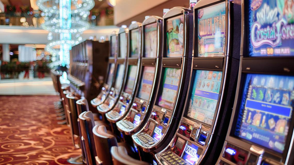 When is the best time to play in the cruise casino? 
