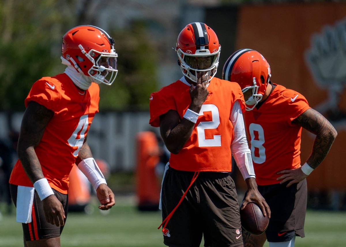  Quarterbacks Deshaun Watson, Shedeur Sanders and Dillon Gabriel practice together at the Browns mini camp in Berea on April 21, 2026. 