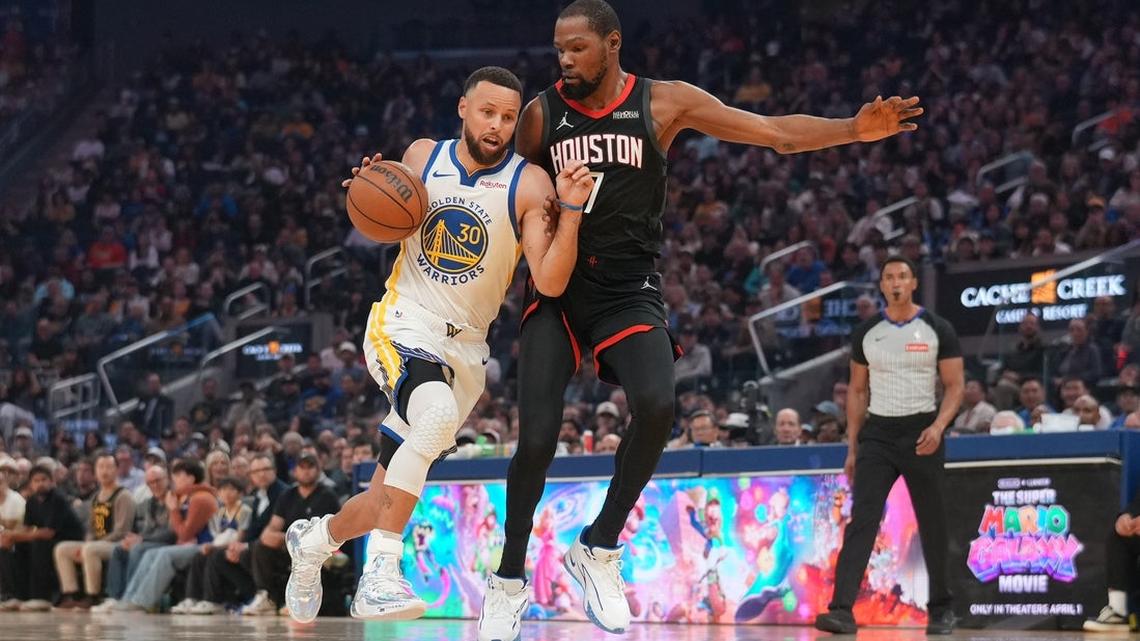 Late Rockets bucket spoils Curry's return to Warriors