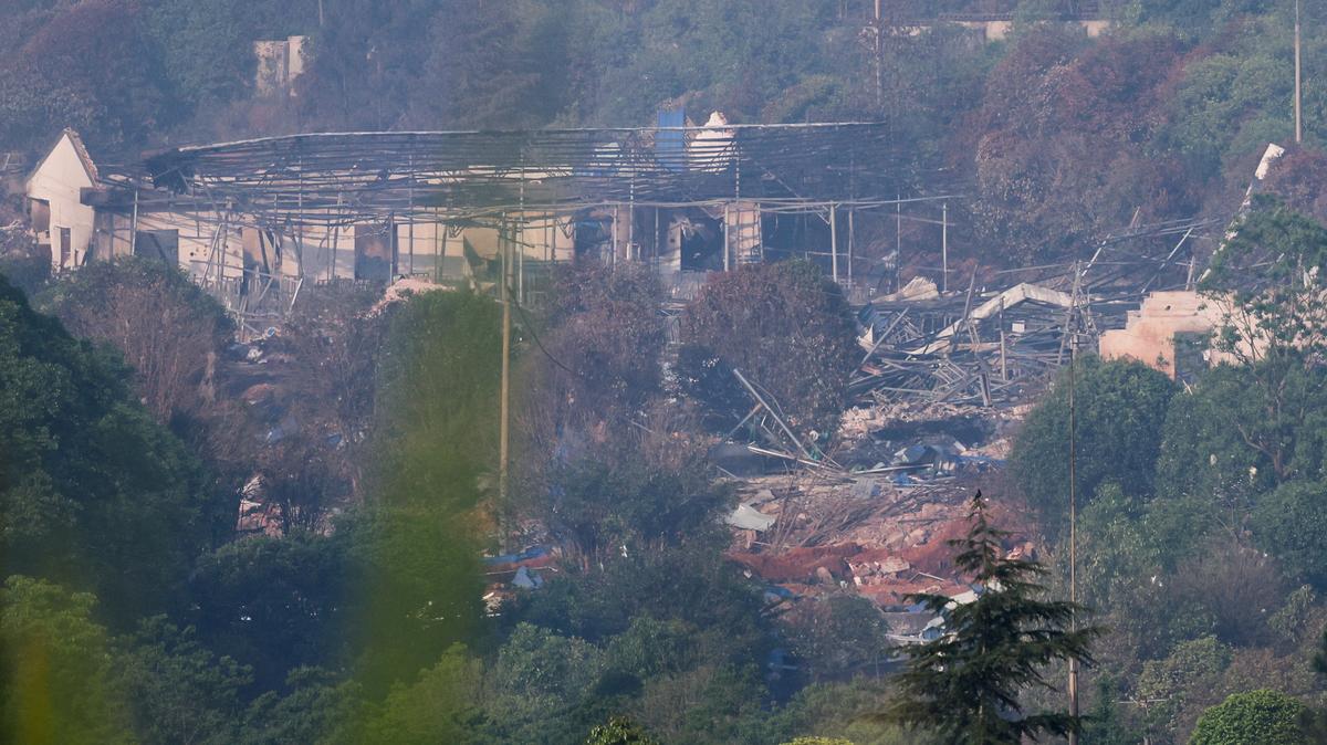 Rubble lies near damaged buildings after a blast at a fireworks manufacturing factory in Liuyang, Hunan province, China, May 6, 2026. REUTERS/Maxim Shemetov