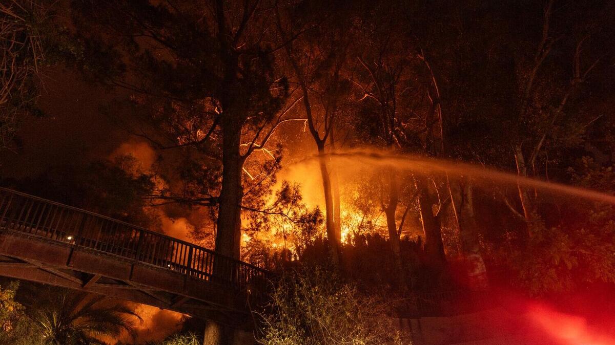 CA wildfires: What do fire containment, control numbers mean ...