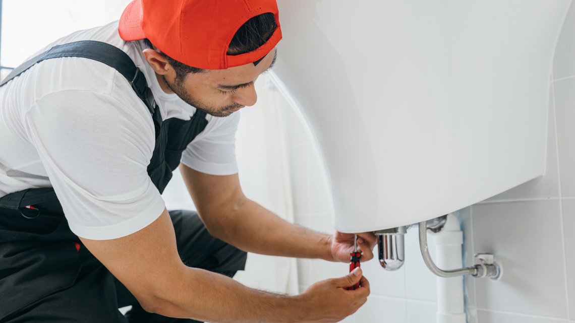 Ask Angi: What plumbing problems should homeowners fix now? 