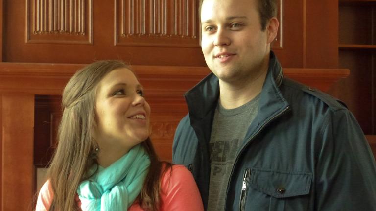Josh Duggar Flirts With 'Sexy' Wife Anna in Messages Sent After Arrest 