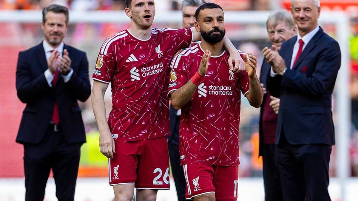  Andy Robertson (left) and Mohamed Salah (right) have both departed as well. | IMAGO/Propaganda Photo 