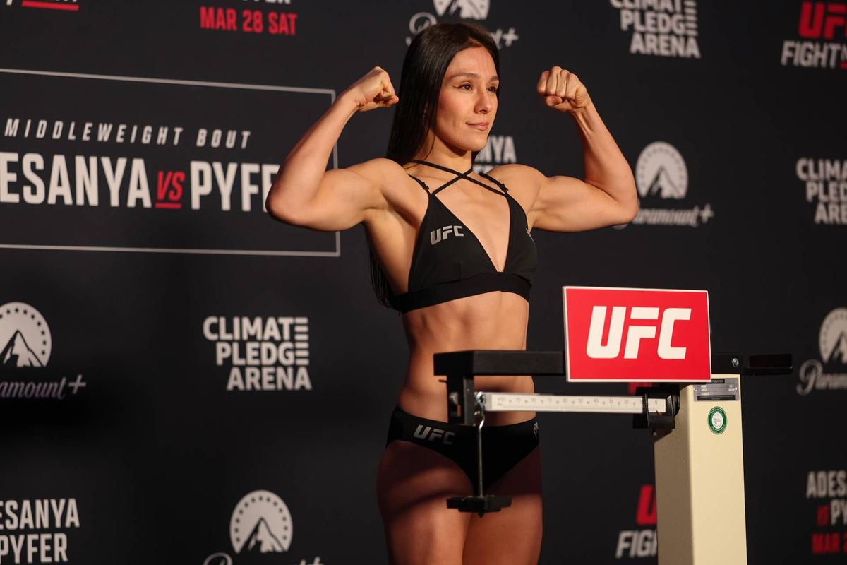  SEATTLE, WASHINGTON - MARCH 27: UFC flyweight fighter Alexa Grasso weighs in at 126 pounds during UFC Fight Night official weigh-in at the Hyatt Regency on March 27, 2026 in Seattle, Washington. (Photo by Mat Hayward/Getty Images) 