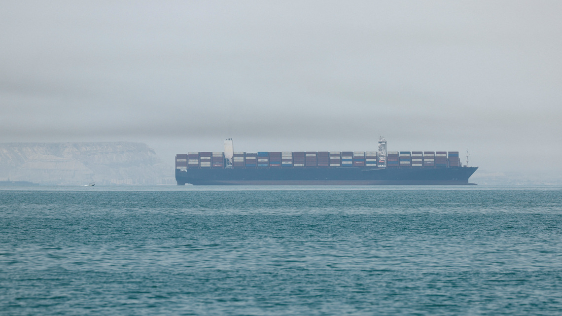 Shipping traffic via Strait of Hormuz slips below 10-day average, data shows 