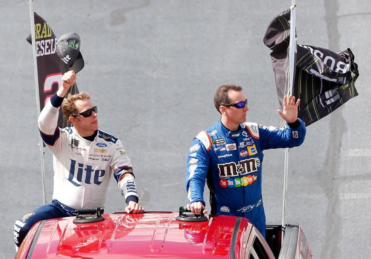  Dale Earnhardt Jr., Brad Keselowski, Jeff Gordon, Denny Hamlin, Kyle Busch, Clint Bowyer and Jimmie Johnson.Chris Graythen/Getty Images 