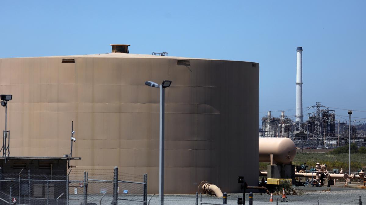 RODEO, CA - MAY 4: A Marathon Petroleum  refinery facility is photographed on Wednesday, May 4, 2022, in Martinez, Calif.  Contra Costa County supervisors are allowing Marathon Petroleum and Phillips 66 to start producing liquid biofuels at the oil refineries the two companies respectively own in Martinez and Rodeo. (Aric Crabb/Bay Area News Group)