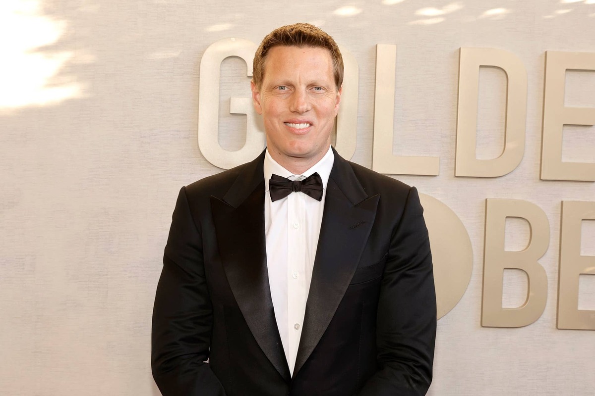  Paramount's Warner deal could get more expensive fast. 